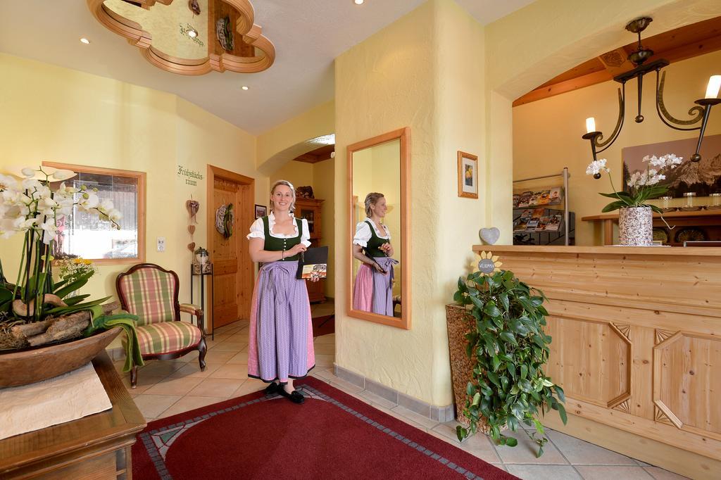 Hotel Theresia Garni Sankt Johann in Tirol Eksteriør bilde