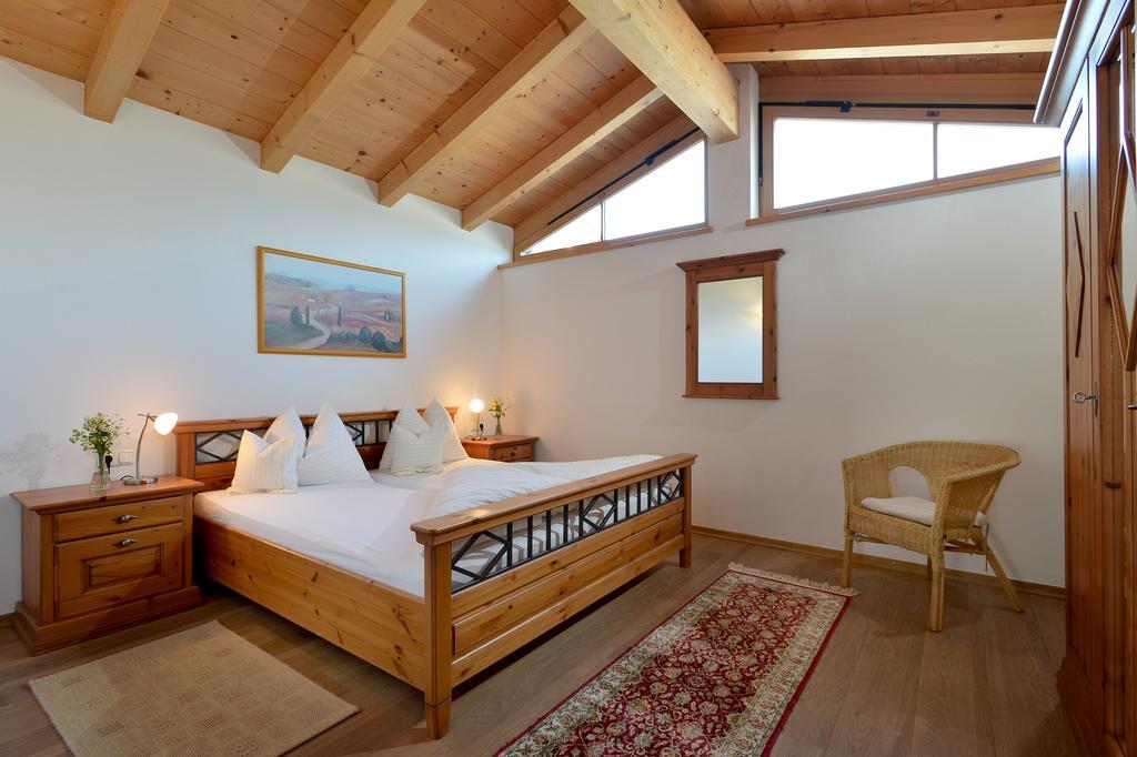 Hotel Theresia Garni Sankt Johann in Tirol Rom bilde