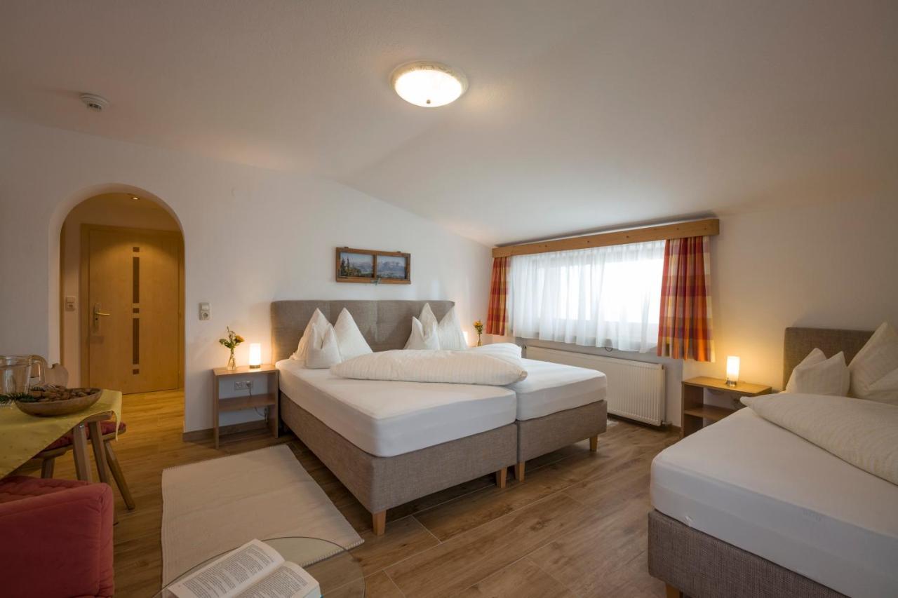 Hotel Theresia Garni Sankt Johann in Tirol Eksteriør bilde