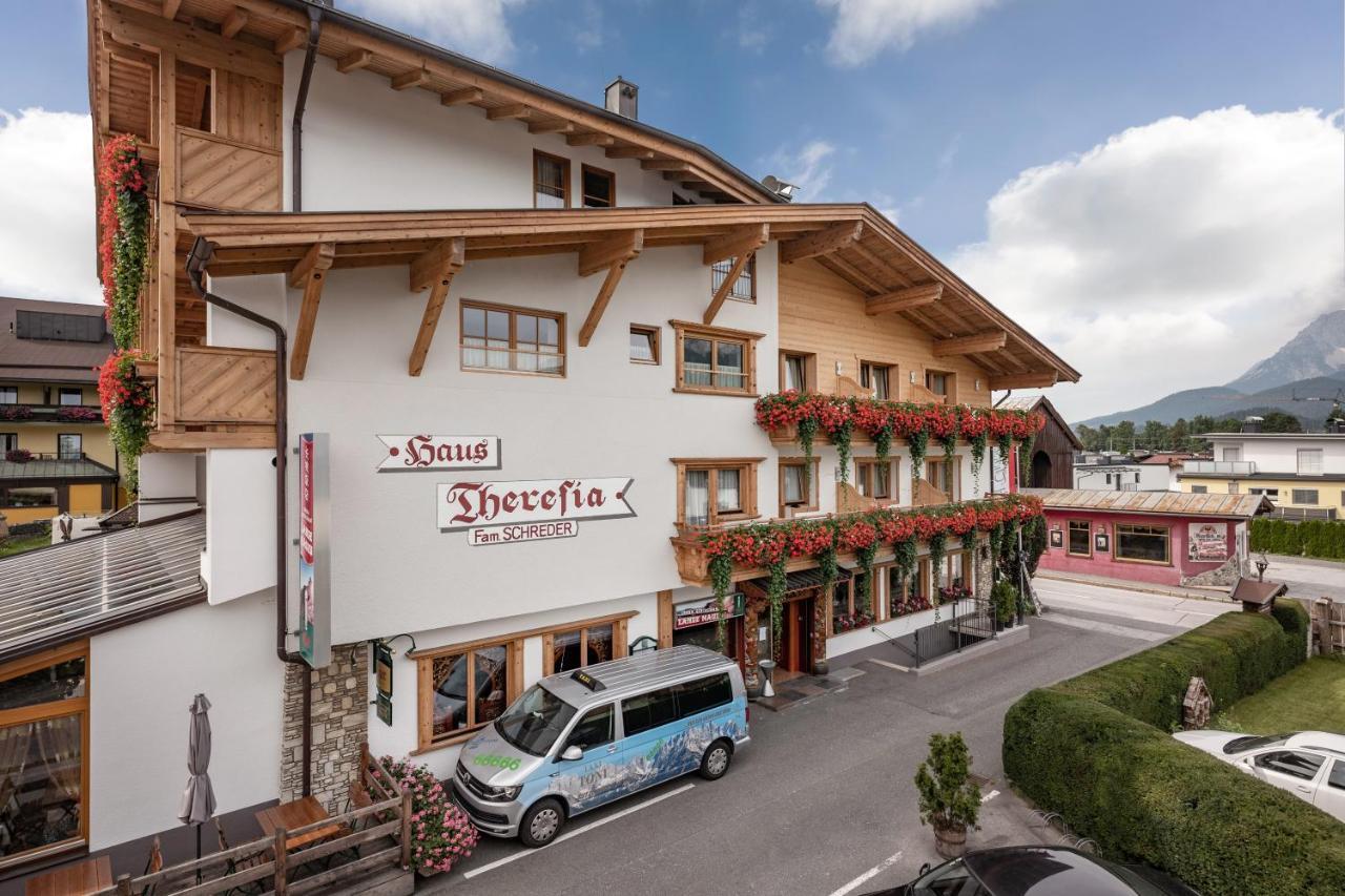 Hotel Theresia Garni Sankt Johann in Tirol Eksteriør bilde