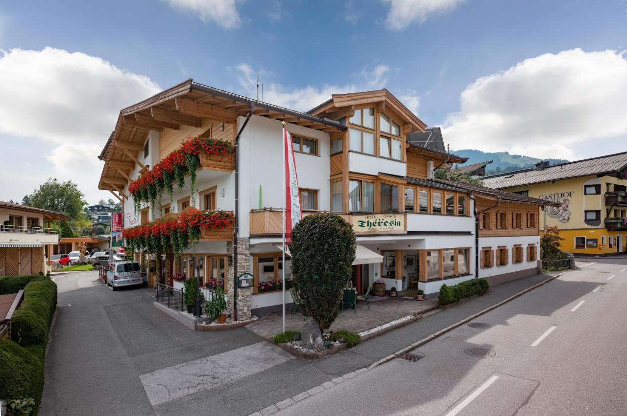 Hotel Theresia Garni Sankt Johann in Tirol Eksteriør bilde