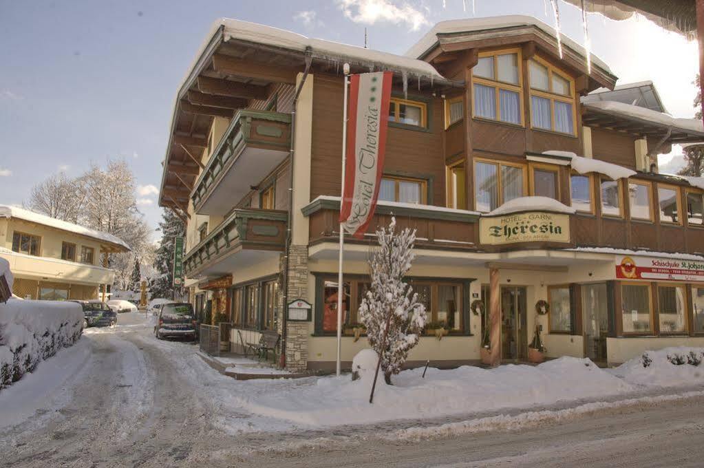 Hotel Theresia Garni Sankt Johann in Tirol Eksteriør bilde
